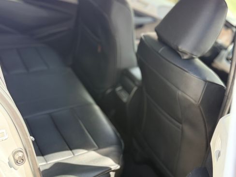 Used 2024 Toyota Corolla LE FWD image 13