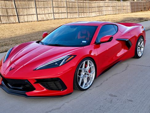 Used 2020 Chevrolet Corvette Stingray Preferred Cpe w/ 2LT Preferred Equipment Group image 11