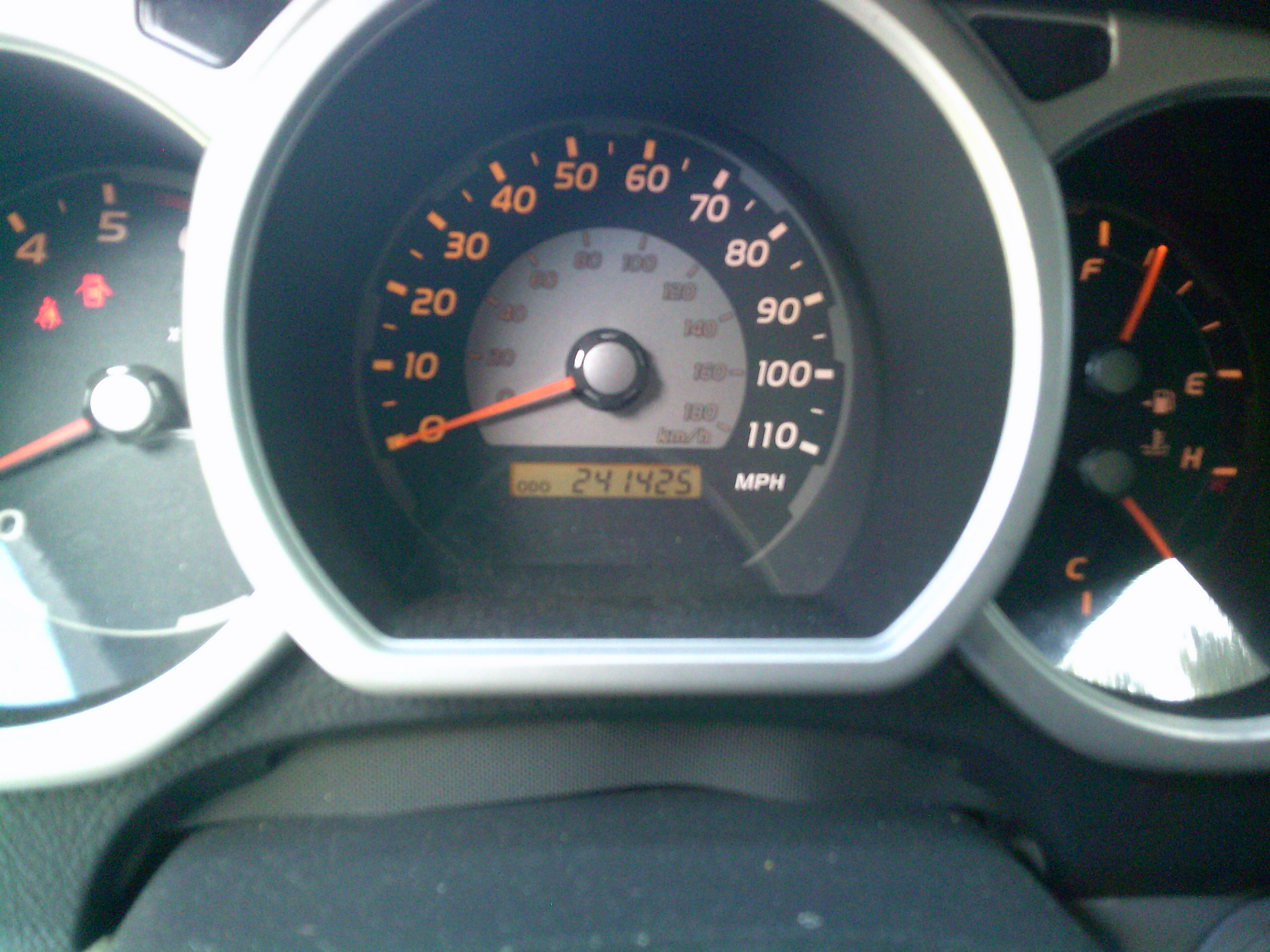 Used 2004 Toyota 4Runner Sport AWD/4WD image 6