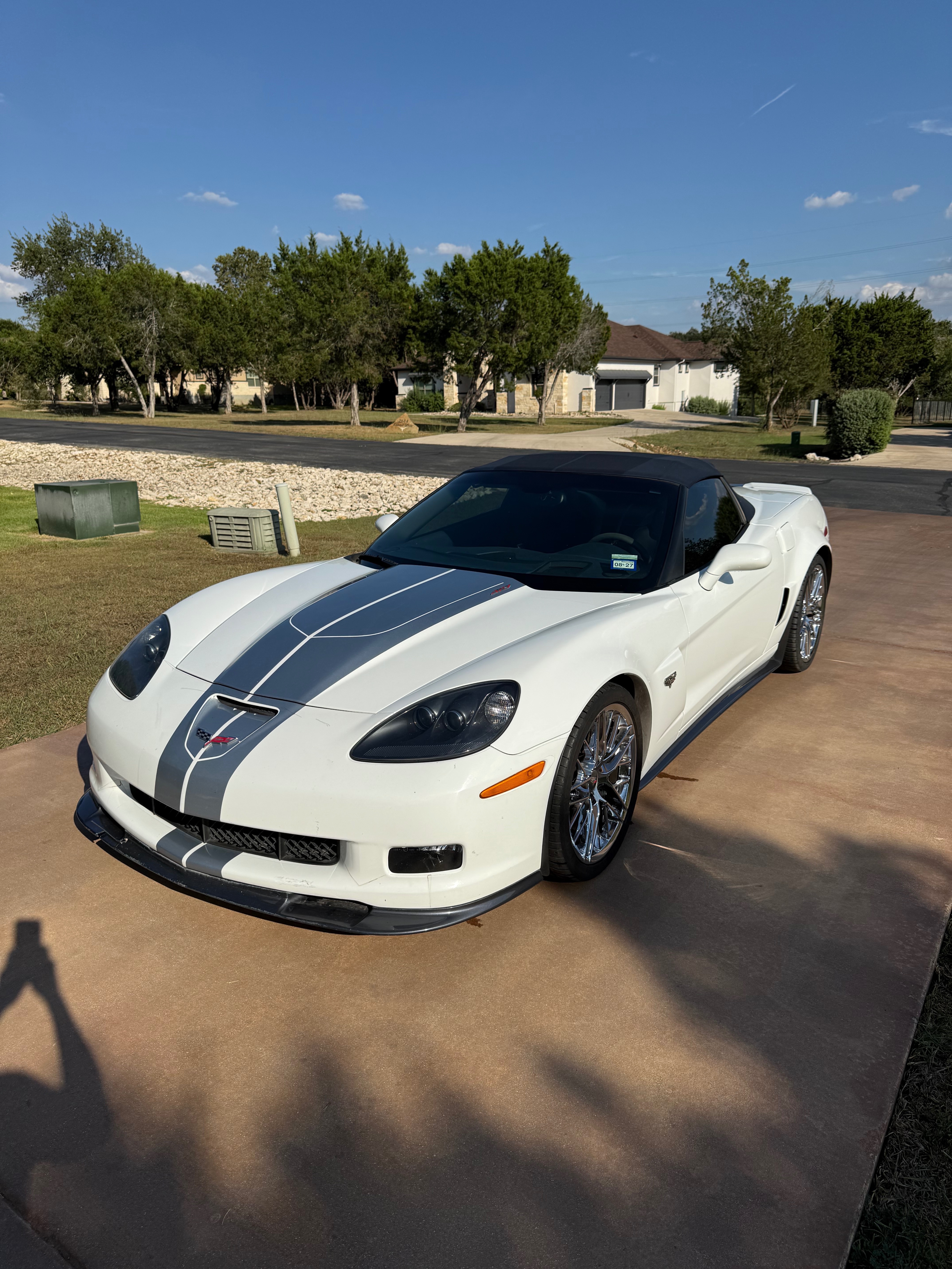 Used 2013 Chevrolet Corvette 427 w/ 1SC Preferred Equipment Group RWD image 1