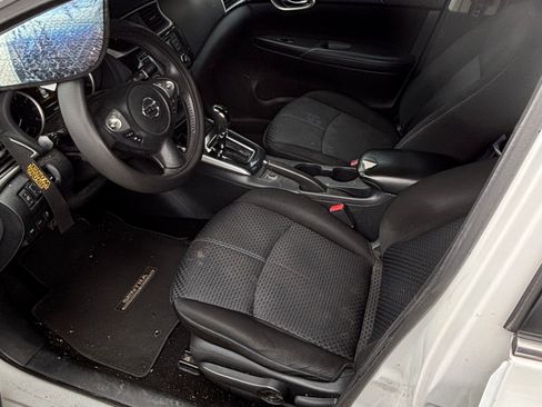 Used 2017 Nissan Sentra SR w/ SR Midnight Edition FWD image 8