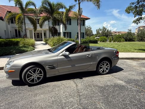 Used 2007 Mercedes-Benz SL 550 image 9