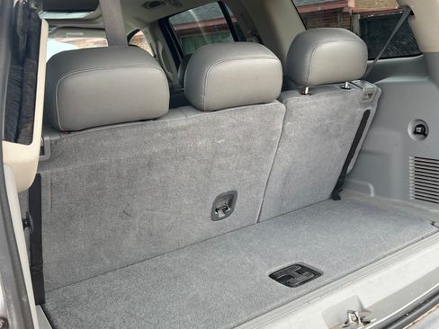 Used 2008 Chrysler Aspen Limited w/ Popular Equipment Group image 8