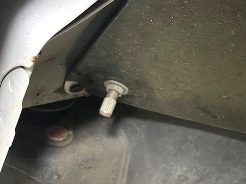 Used 2017 Jeep Wrangler Unlimited Sport image 31