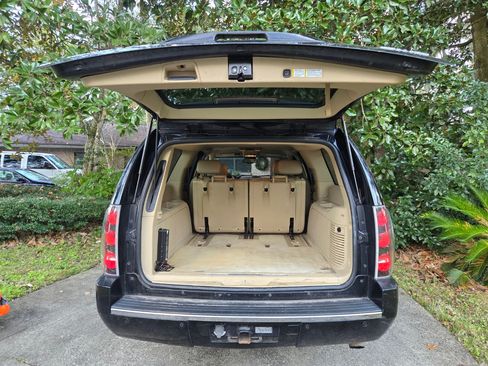 Used 2007 GMC Yukon XL Denali image 11