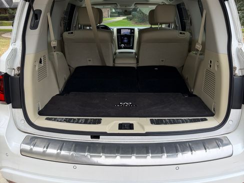 Used 2021 INFINITI QX80 Luxe w/ Cargo Package image 12