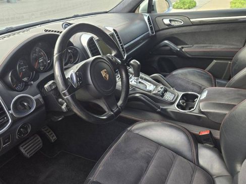 Used 2013 Porsche Cayenne GTS image 6