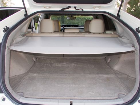 Used 2014 Toyota Prius Four image 13