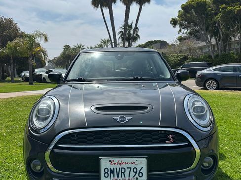 Used 2020 MINI Cooper S FWD image 2