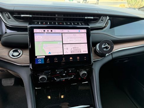 Used 2024 Jeep Grand Cherokee Summit w/ Adv Protech Group IV image 4