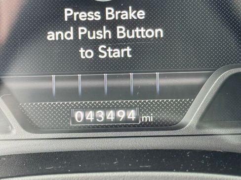 Used 2019 RAM 1500 Rebel image 9