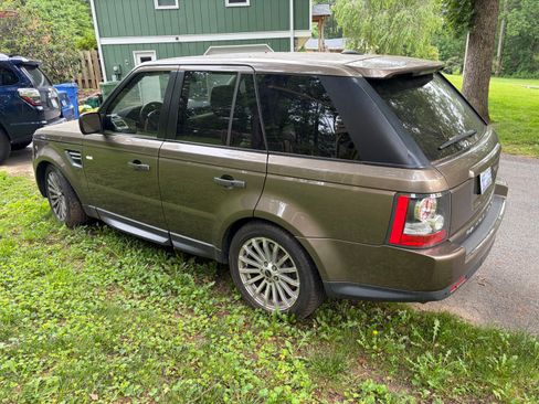 Used 2011 Land Rover Range Rover Sport HSE AWD/4WD image 5
