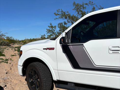 Used 2014 Ford F150 FX4 w/ FX Appearance Package image 11