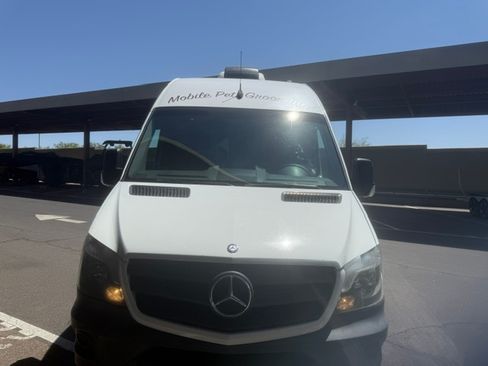 Used 2015 Mercedes-Benz Sprinter 3500 image 5