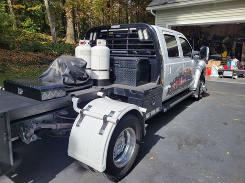 Used 2012 Ford F450 Lariat w/ Chrome Pkg image 4