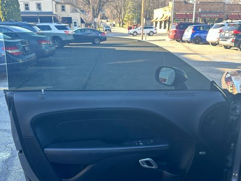 Used 2017 Dodge Challenger SXT Plus image 25