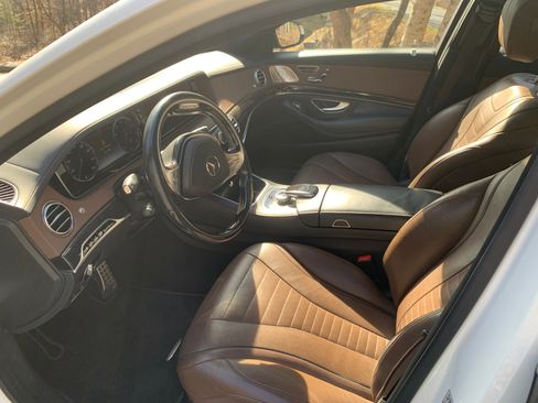 Used 2016 Mercedes-Benz S 550 Sedan image 8