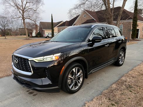 Used 2024 INFINITI QX60 Luxe w/ Cargo Package image 4