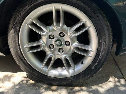 Used 2001 Jaguar XK8 Convertible RWD image 5