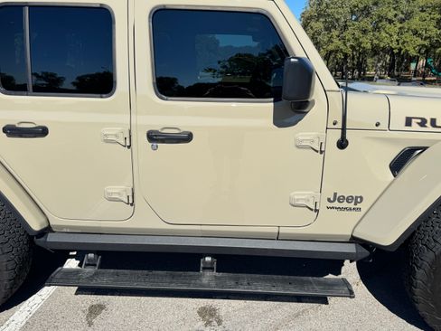 Used 2022 Jeep Wrangler Unlimited Rubicon w/ Trailer Tow Package image 4