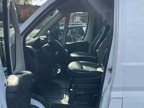 Used 2017 RAM ProMaster 2500 image 4