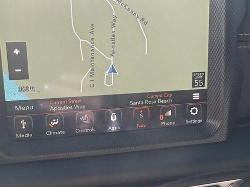 Used 2022 Jeep Wrangler Unlimited Sahara w/ Cold Weather Group image 8