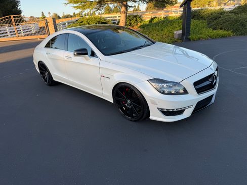 Used 2012 Mercedes-Benz CLS 63 AMG image 30