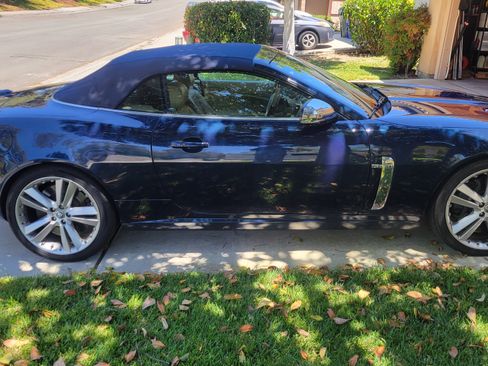 Used 2010 Jaguar XKR R RWD image 11