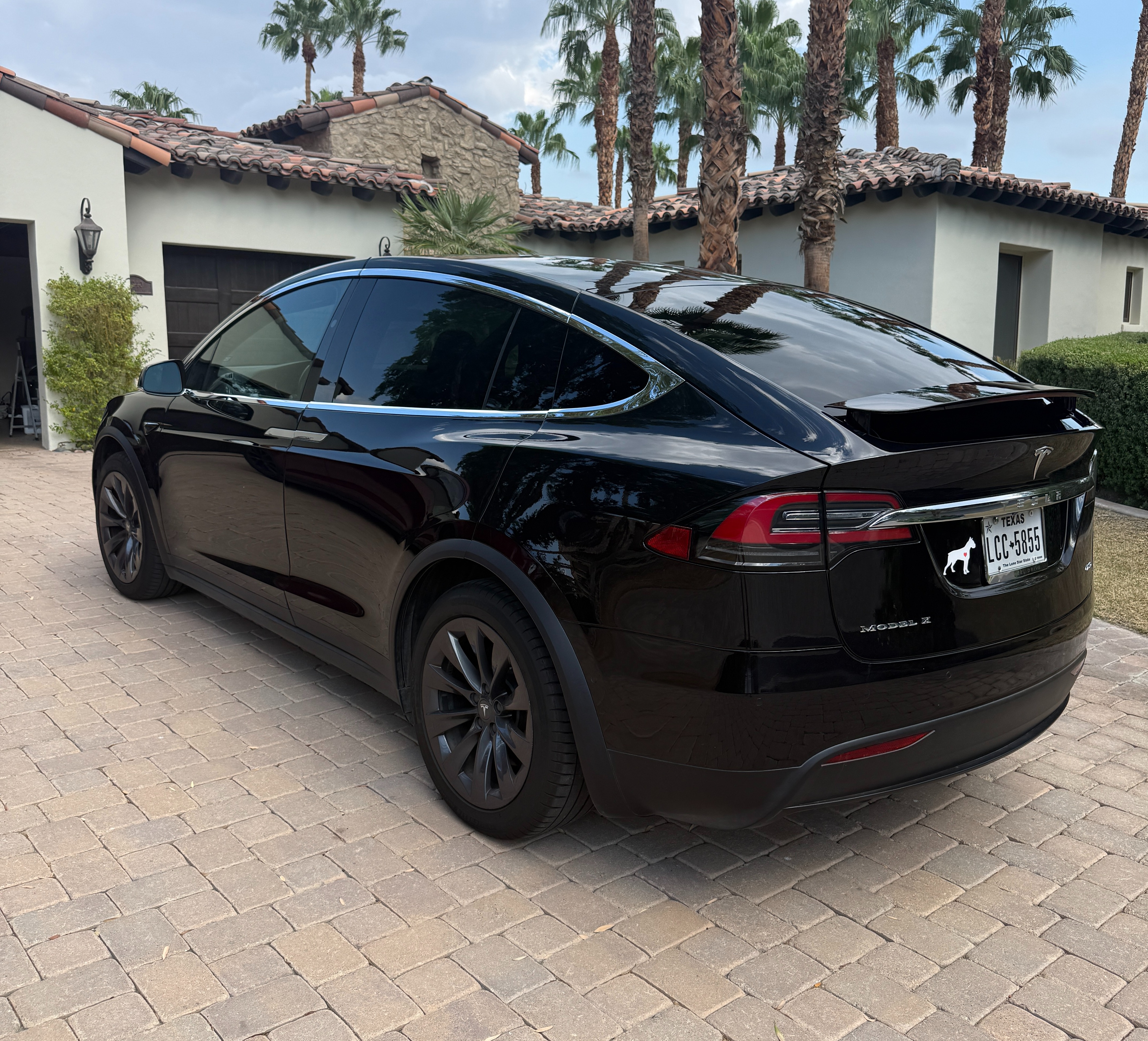 Used 2018 Tesla Model X 75D AWD/4WD image 8