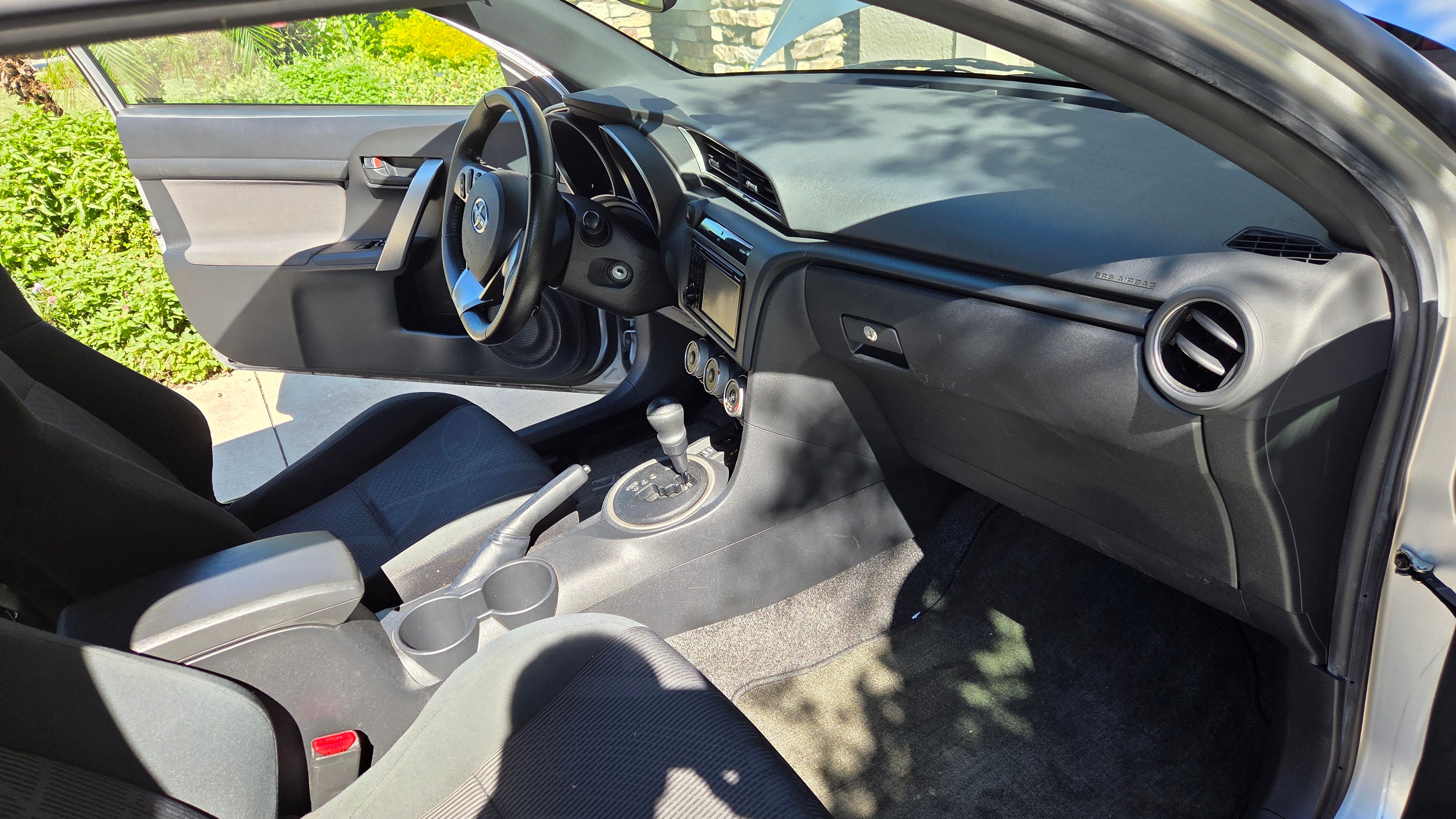 Used 2012 Scion tC FWD image 10