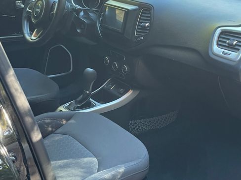 Used 2018 Jeep Compass Sport image 15