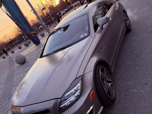 Used 2012 Mercedes-Benz CLS 63 AMG image 4