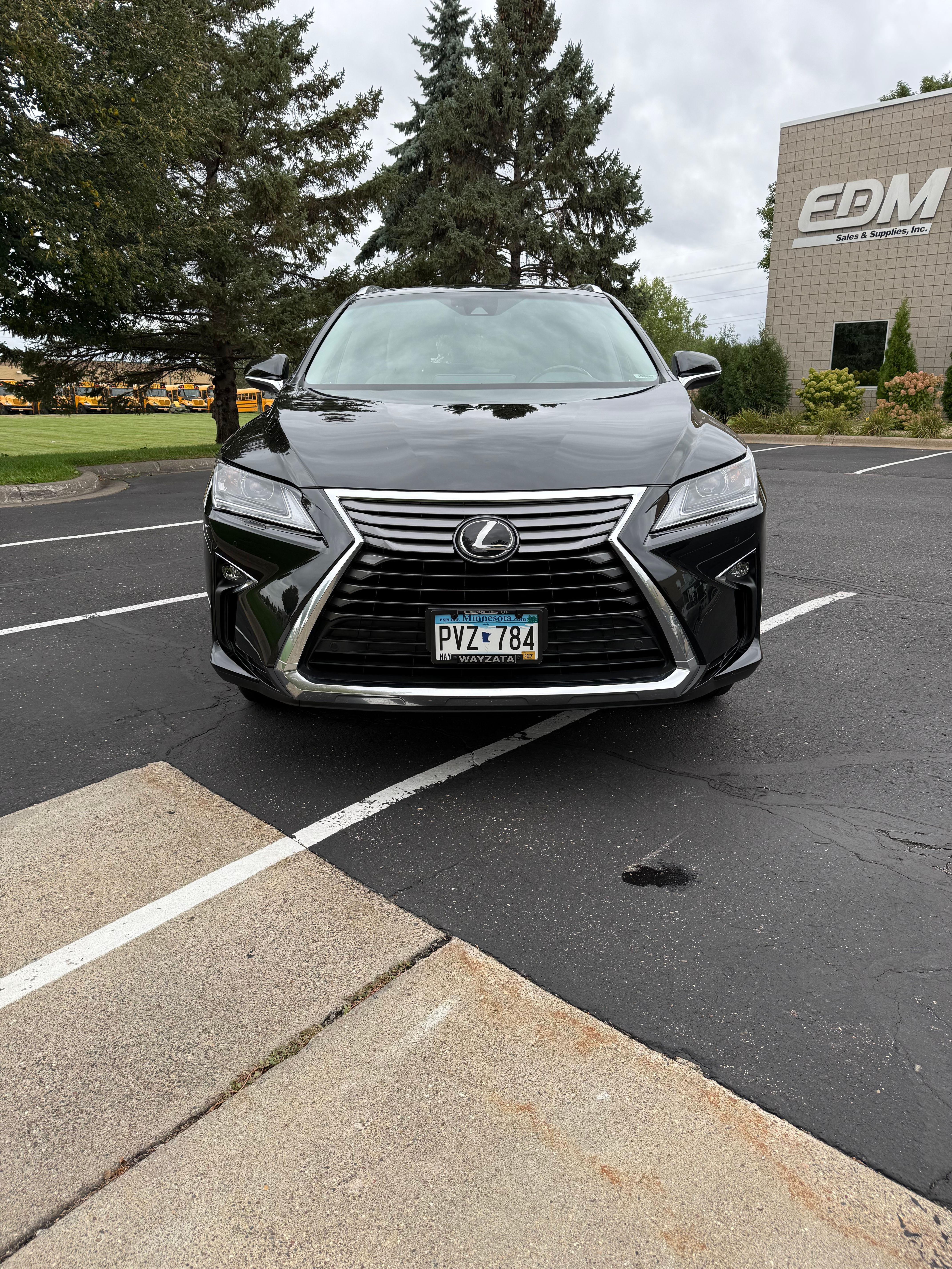 Used 2018 Lexus RX 350L AWD w/ Premium Package image 2