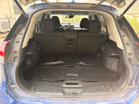 Used 2020 Nissan Rogue SV AWD/4WD image 12