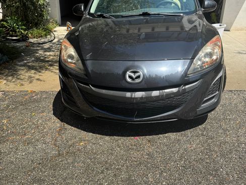 Used 2010 MAZDA MAZDA3 i Touring FWD image 1