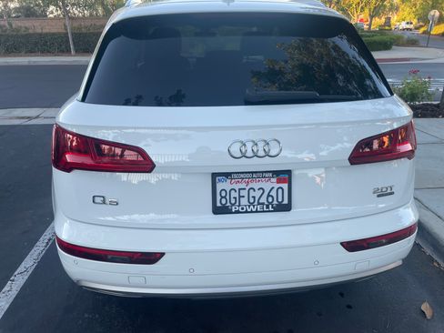 Used 2018 Audi Q5 2.0T Premium Plus w/ Premium Plus Package AWD/4WD image 9