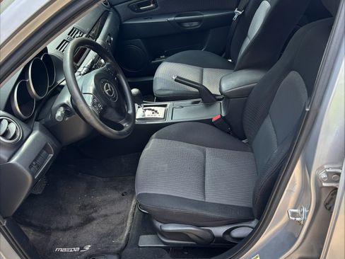 Used 2008 MAZDA MAZDA3 i Touring FWD image 8