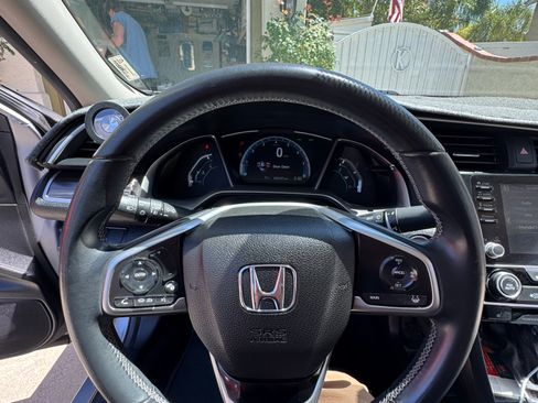 Used 2020 Honda Civic EX image 43