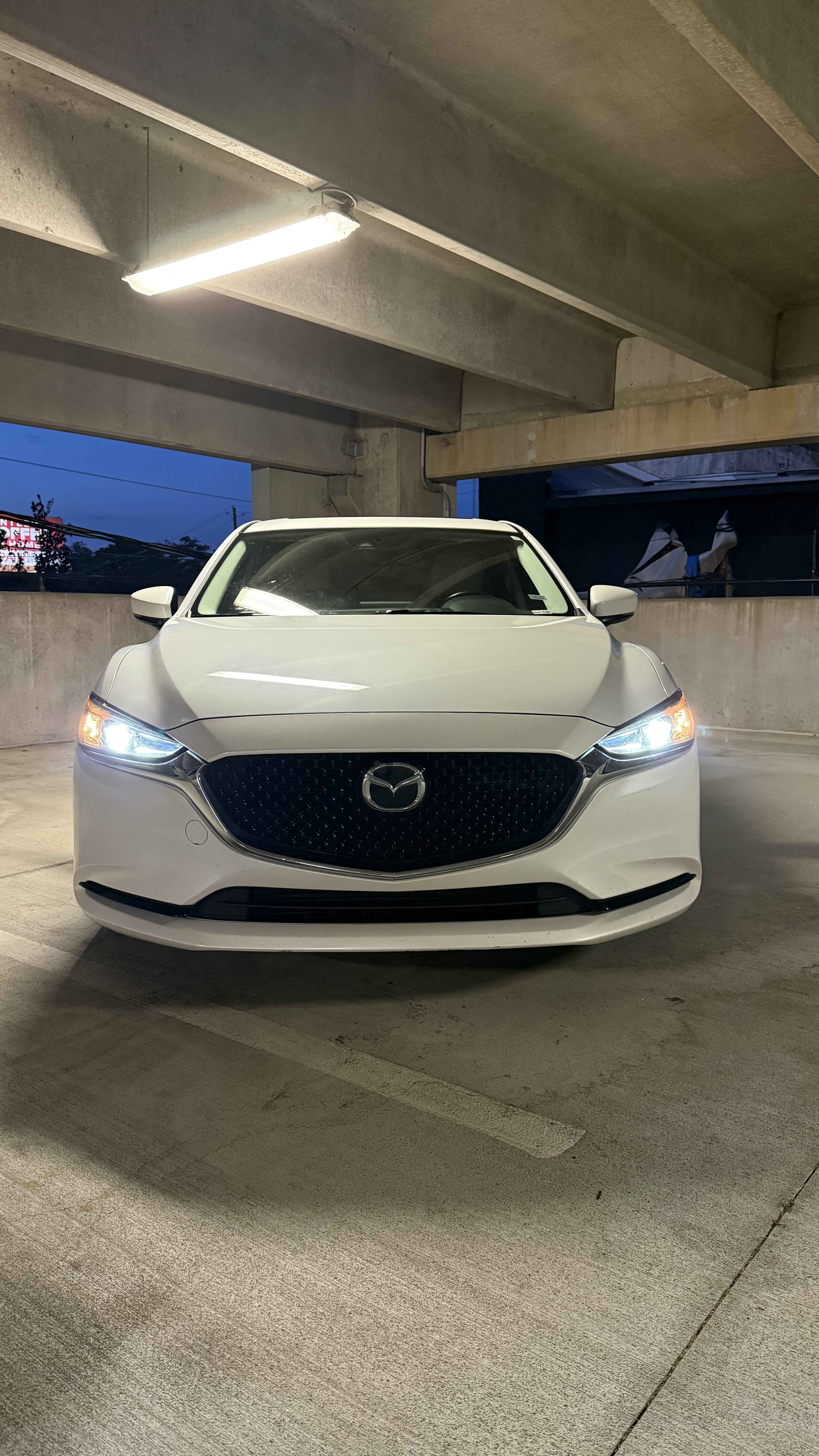 Used 2018 MAZDA MAZDA6 Grand Touring FWD image 1