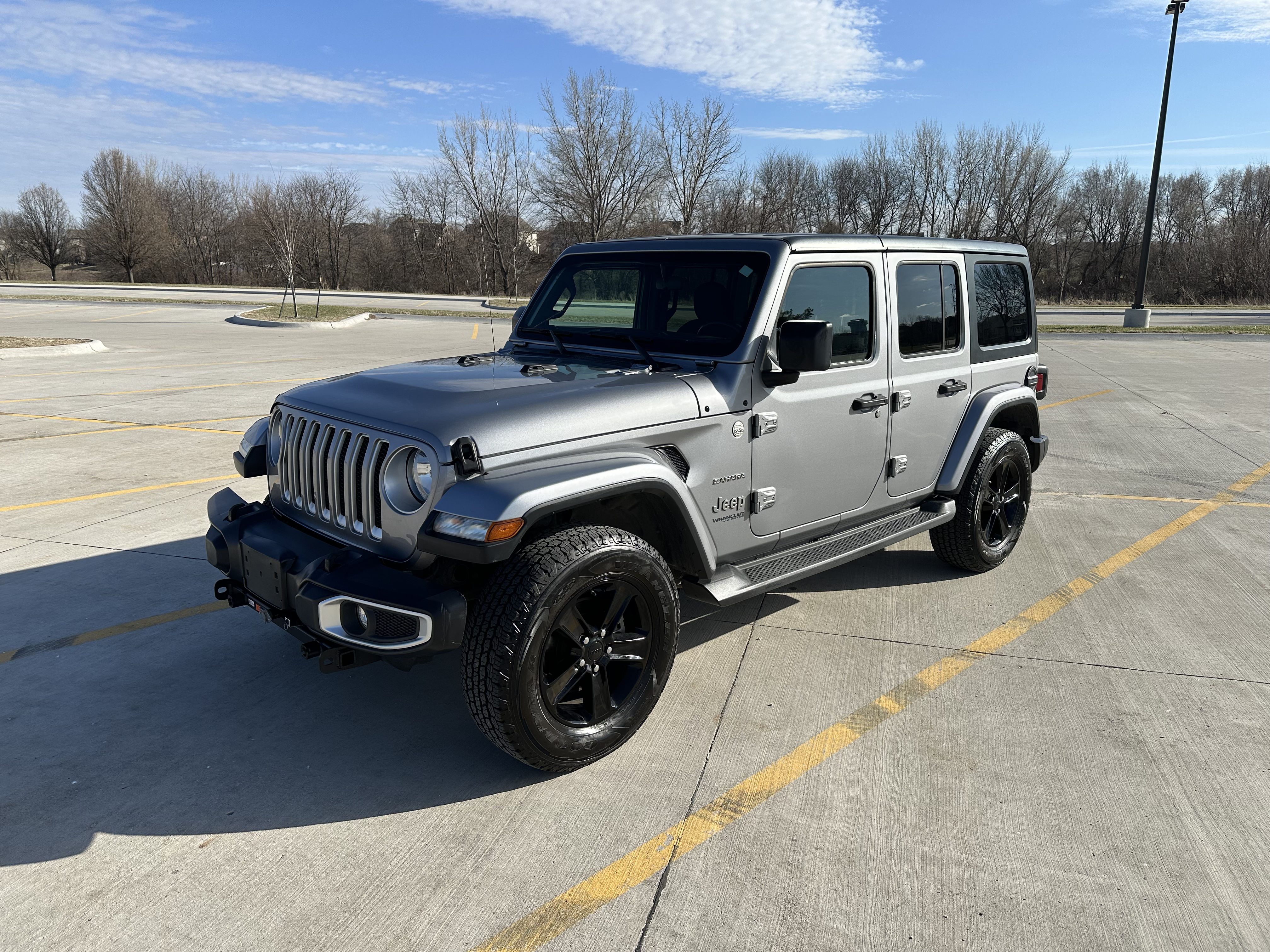 Used 2020 Jeep Wrangler Unlimited Sahara AWD/4WD image 1