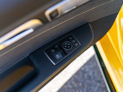 Used 2018 Mercedes-Benz AMG GT R image 26