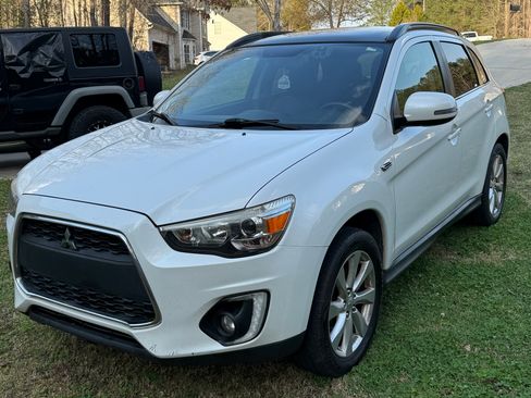 Used 2015 Mitsubishi Outlander Sport GT image 9