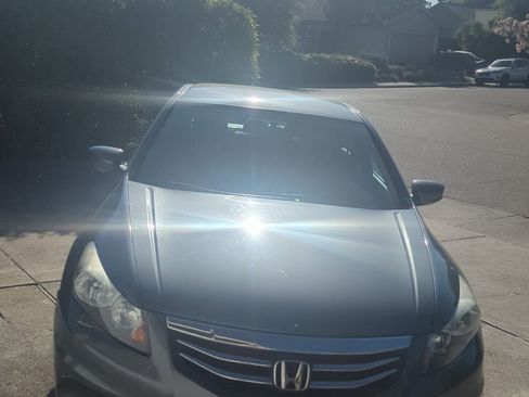 Used 2012 Honda Accord LX image 2