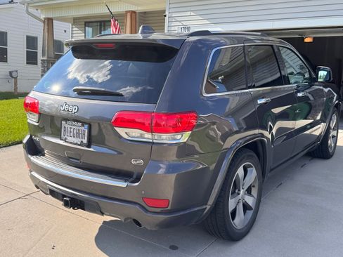 Used 2016 Jeep Grand Cherokee Overland AWD/4WD image 6