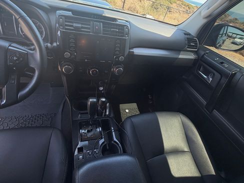 Used 2020 Toyota 4Runner TRD Off-Road Premium w/ Moonroof Package AWD/4WD image 21