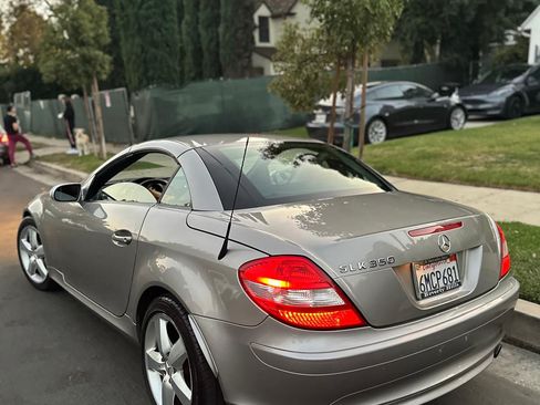 Used 2005 Mercedes-Benz SLK 350 image 5