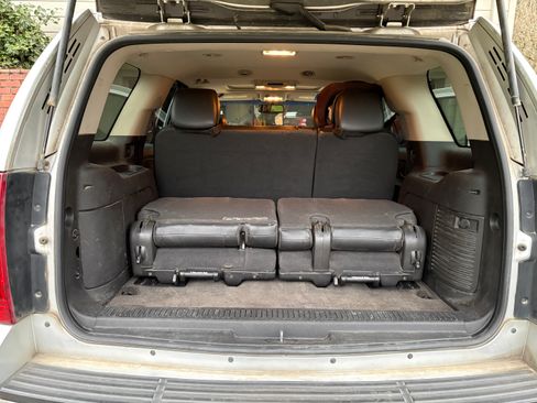 Used 2014 Chevrolet Tahoe LT image 6