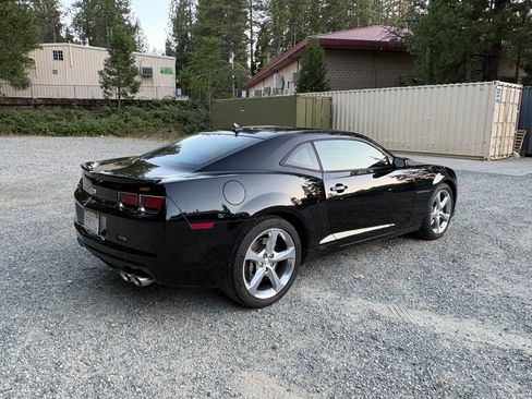 Used 2013 Chevrolet Camaro SS w/ RS Package RWD image 8
