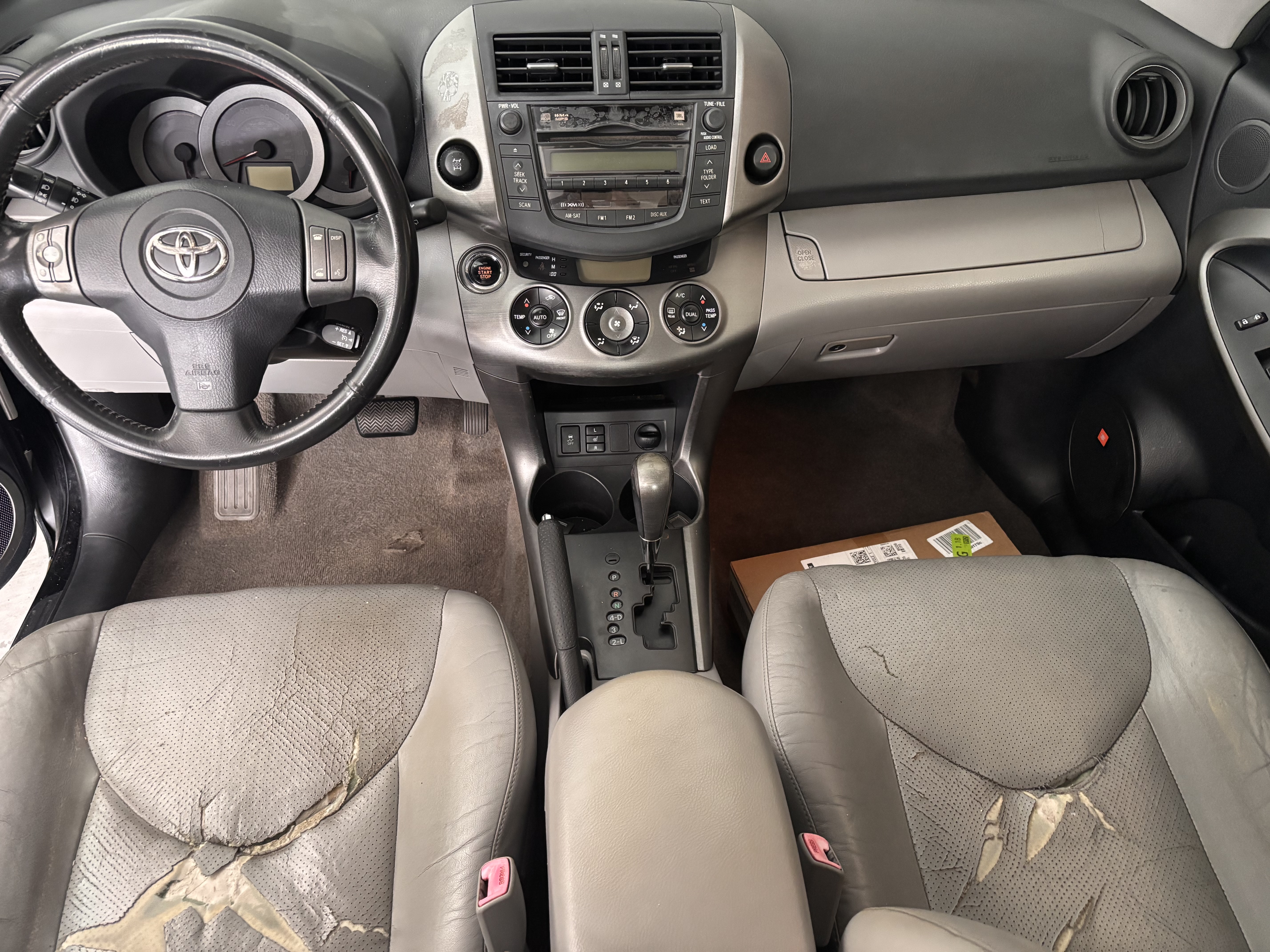 Used 2010 Toyota RAV4 Limited AWD/4WD image 14