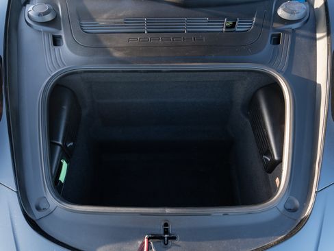 Used 2019 Porsche 911 Carrera image 28